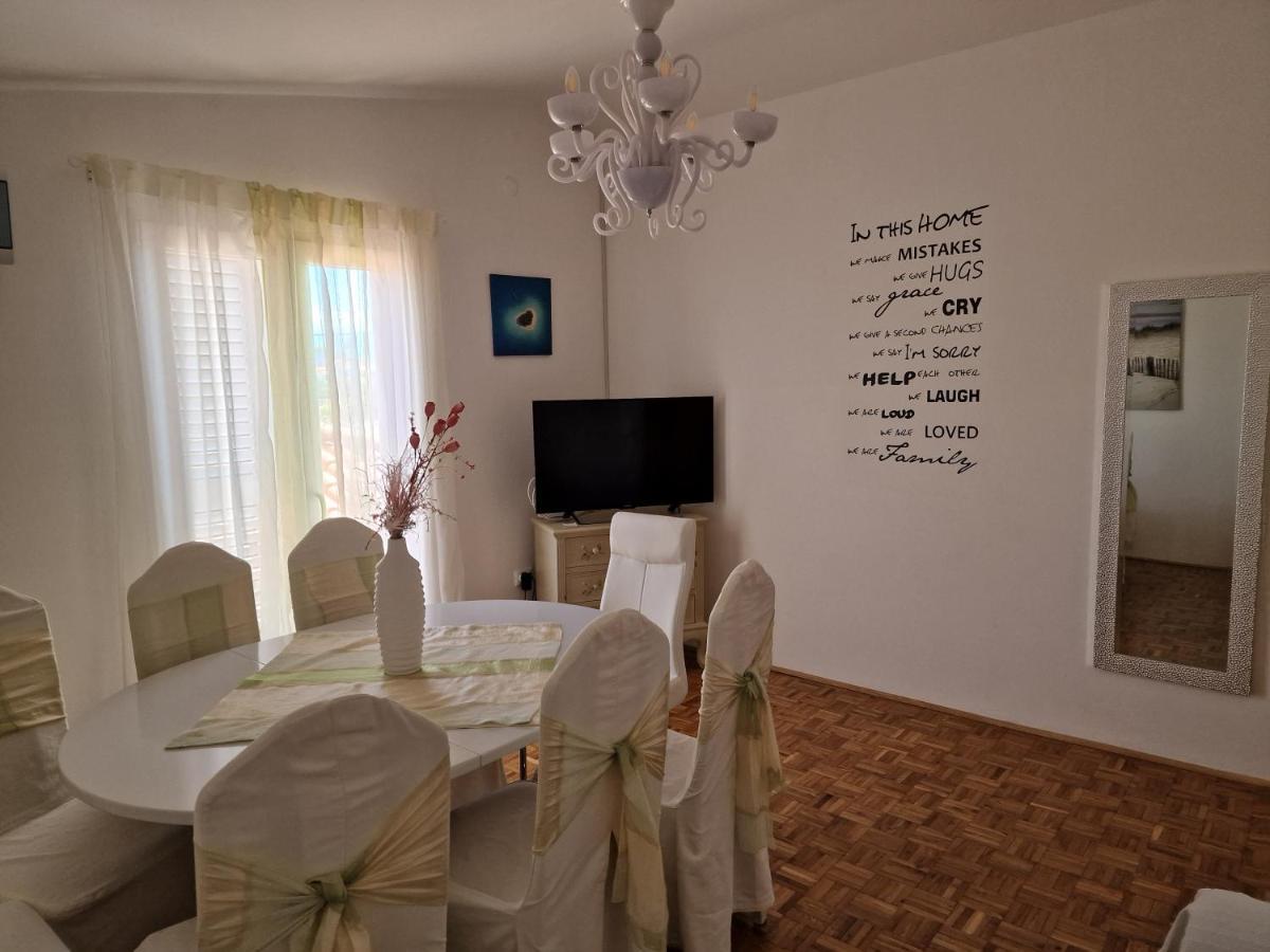 Apartments Marija Vir Ngoại thất bức ảnh