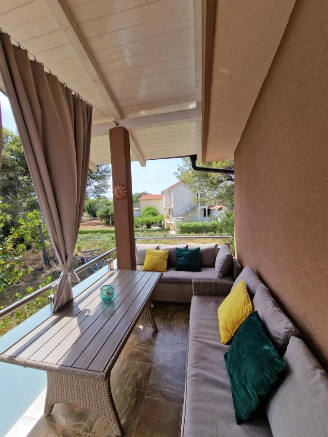 Apartments Marija Vir Ngoại thất bức ảnh