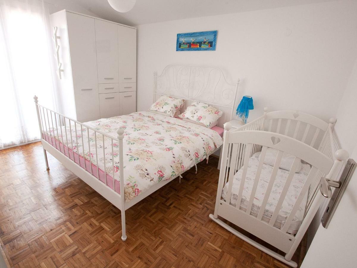 Apartments Marija Vir Ngoại thất bức ảnh