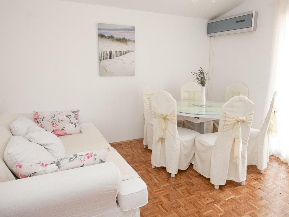 Apartments Marija Vir Ngoại thất bức ảnh